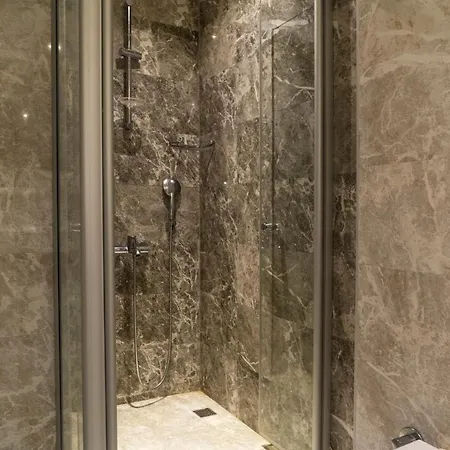 Bodrum Adabuku Luks 2+1 Ozel Plaj Ve Havuzlu Villa