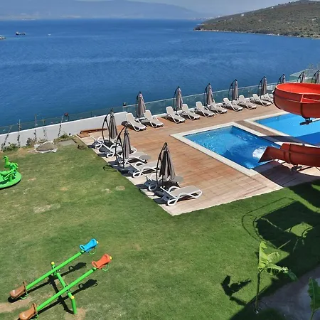 Bodrum Adabuku Luks 2+1 Ozel Plaj Ve Havuzlu Villa